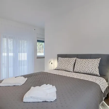 Διαμέρισμα Jas Πούλα